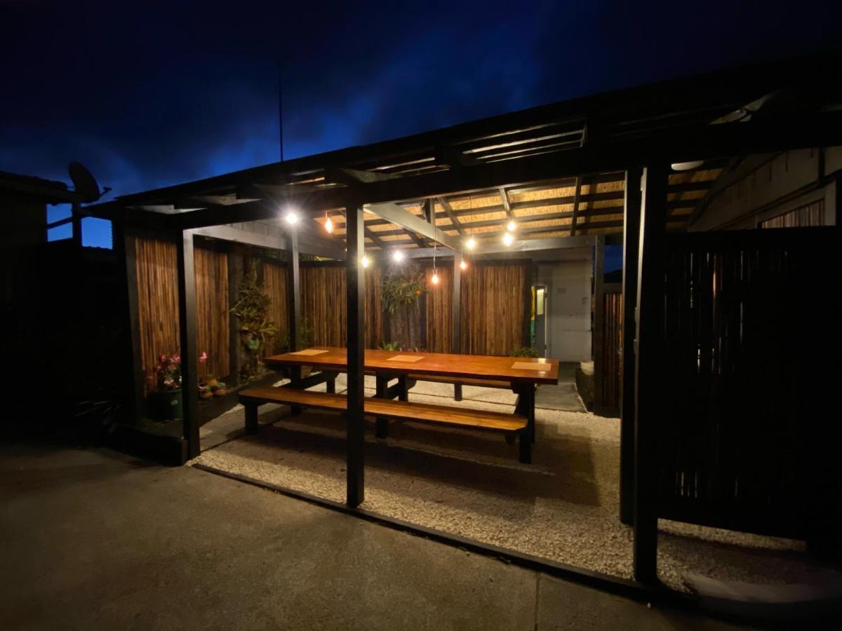 Opononi Lighthouse Motel エクステリア 写真