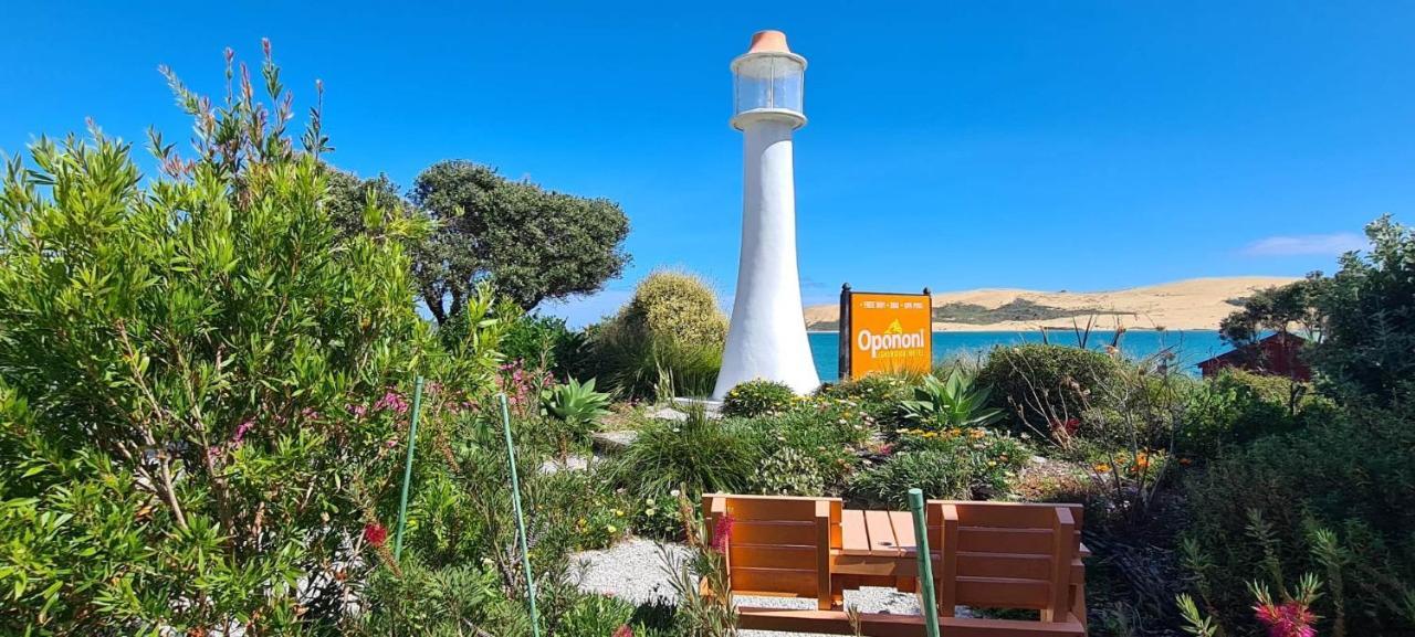 Opononi Lighthouse Motel エクステリア 写真